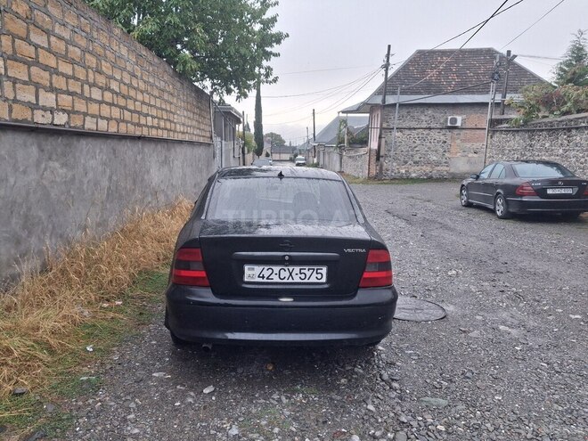 Opel Vectra 1998, 345,948 km - 1.6 l - Şəki