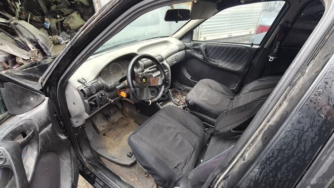 Opel Astra 1995, 235,886 km - 2.0 l - Bakı