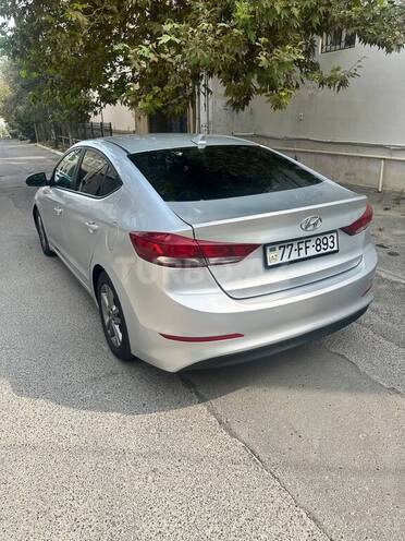 Hyundai Elantra 2018, 198,915 km - 2.0 l - Bakı