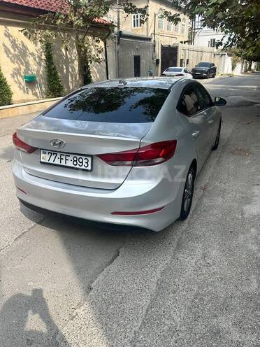Hyundai Elantra 2018, 198,915 km - 2.0 l - Bakı