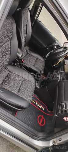 Opel Vectra 1999, 265,917 km - 1.6 l - Qusar