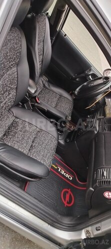 Opel Vectra 1999, 265,917 km - 1.6 l - Qusar