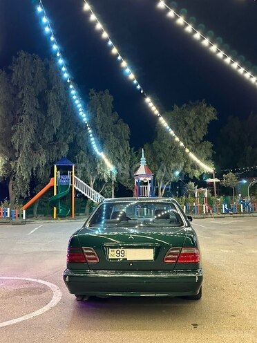 Mercedes E 320 2000, 236,980 km - 3.2 l - Bakı