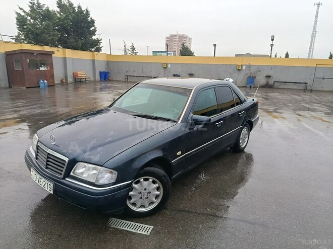 Mercedes C 230 1997, 429,000 km - 2.3 l - Bakı