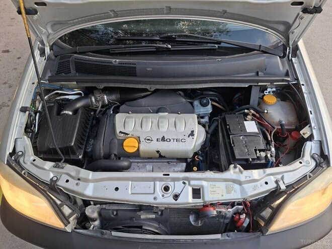 Opel Zafira 2000, 212,000 km - 1.8 л - Sumqayıt