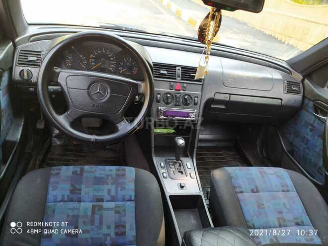 Mercedes C 200 1997, 490,000 km - 2.0 l - Qax