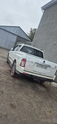 Ssang Yong  2015, 180,000 km - 2.0 l - Oğuz