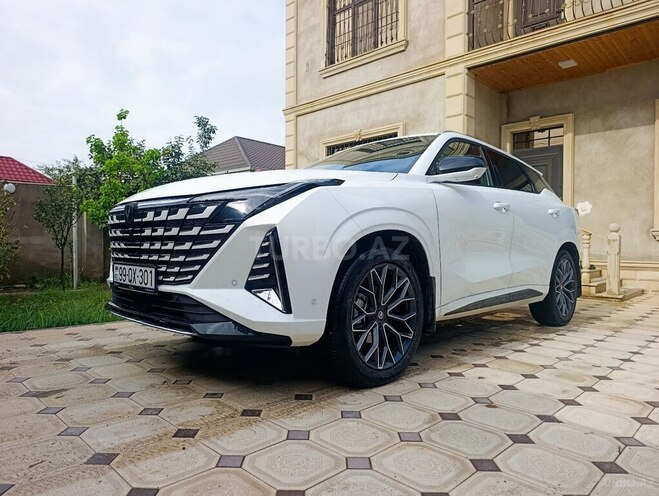Changan  2025, 12,000 km - 1.5 л - Bakı