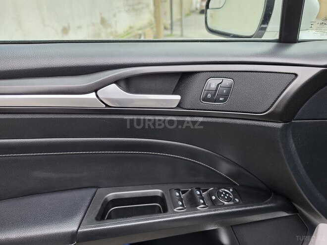Ford Fusion (North America) 2017, 175,000 km - 2.0 l - Bakı