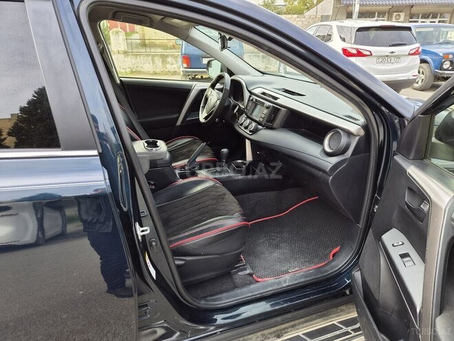 Toyota RAV4 2018, 110,834 km - 2.5 л - Gəncə