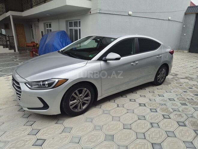 Hyundai Elantra 2018, 172,200 km - 2.0 л - Gəncə