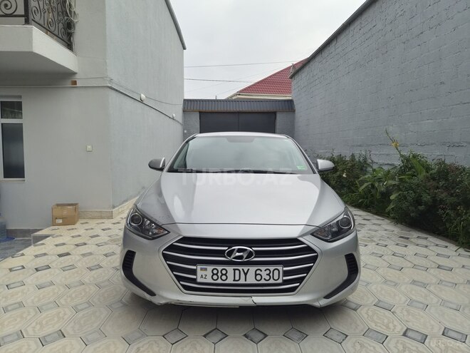 Hyundai Elantra 2018, 172,200 km - 2.0 л - Gəncə