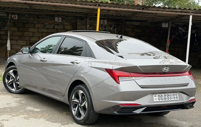 Hyundai Elantra 2022, 140,000 km - 2.0 l - Bakı