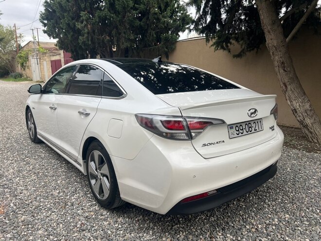 Hyundai Sonata 2015, 268,760 km - 2.0 л - Bakı