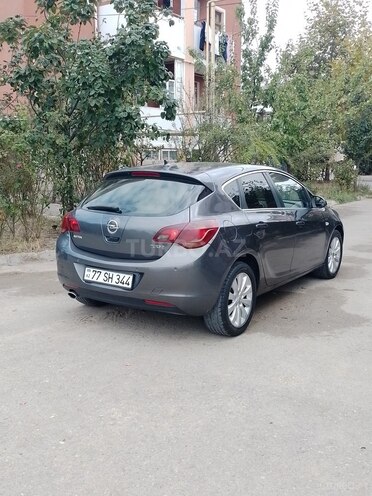 Opel Astra 2010, 318,000 km - 1.6 l - Tərtər