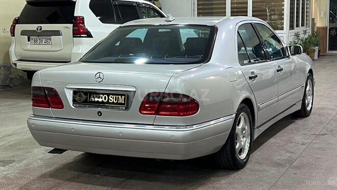 Mercedes E 280 1999, 278,000 km - 2.8 л - Sumqayıt