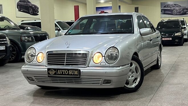 Mercedes E 280 1999, 278,000 km - 2.8 л - Sumqayıt