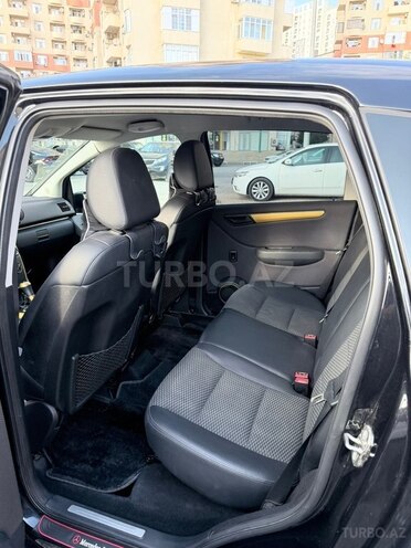 Mercedes B 180 2010, 102,000 km - 1.7 l - Bakı