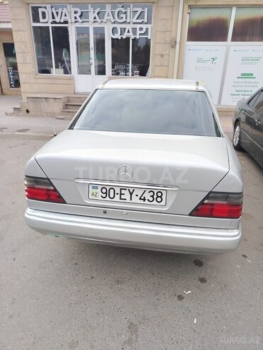 Mercedes 200 E 1994, 235,452 km - 2.0 l - Beyləqan
