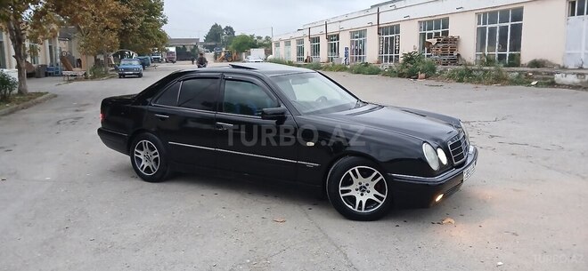 Mercedes E 230 1997, 620,200 km - 2.3 l - Xudat