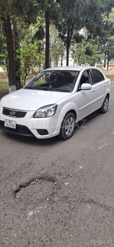 Kia Rio 2011, 173,207 km - 1.4 л - Samux