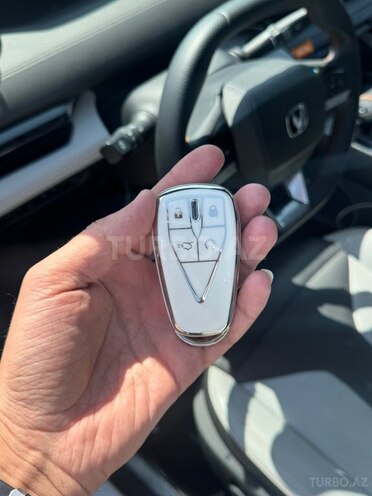 Changan  2025, 75,000 km - 1.5 л - Bakı