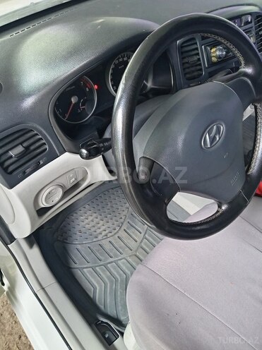 Hyundai Accent 2008, 123,142 km - 1.4 л - Oğuz