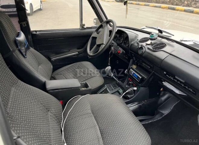 LADA (VAZ) 2106 1982, 61,000 km - 1.6 l - Tovuz
