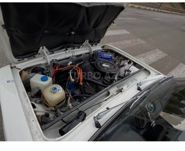 LADA (VAZ) 2106 1982, 61,000 km - 1.6 l - Tovuz