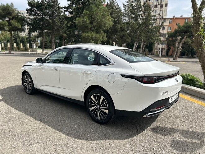 Changan Eado 2025, 0 km - 1.5 л - Bakı
