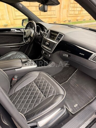 Mercedes GL 500 4MATIC 2014, 141,000 km - 4.7 л - Bakı