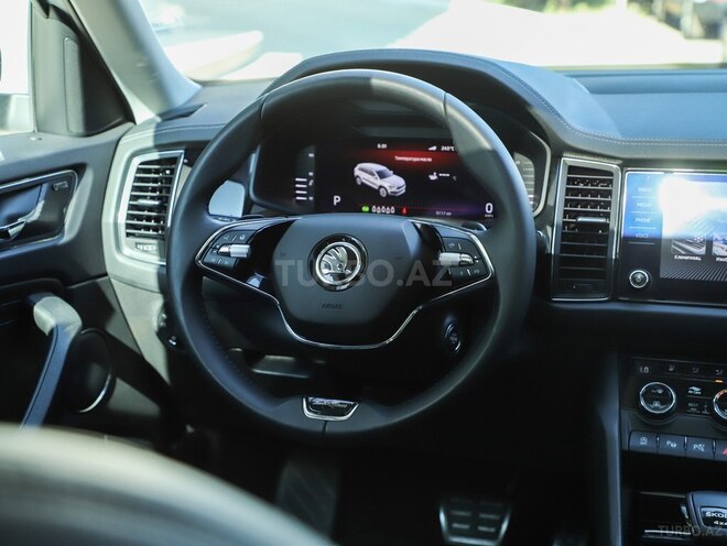 Skoda Kodiaq 2023, 73,400 km - 2.0 л - Bakı