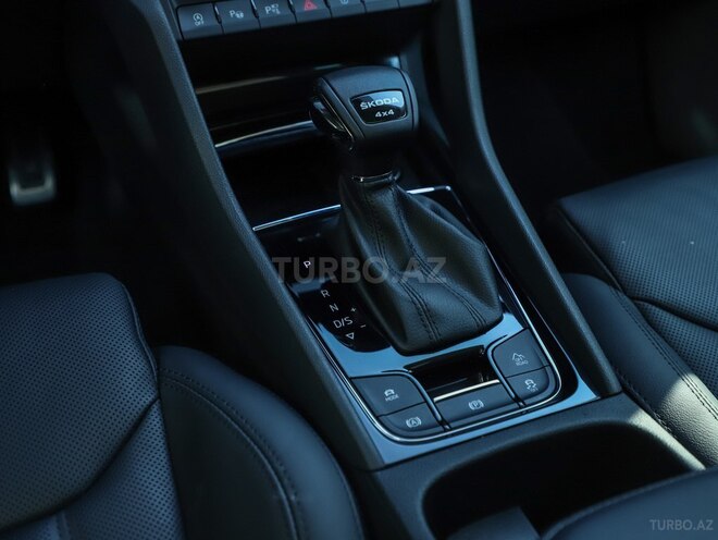 Skoda Kodiaq 2023, 73,400 km - 2.0 л - Bakı