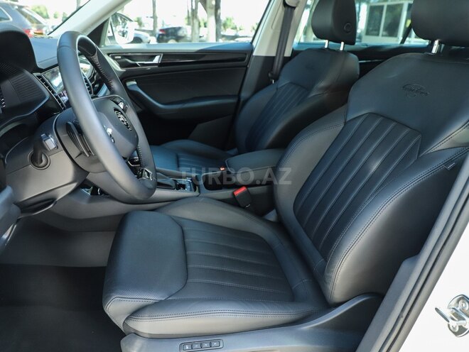 Skoda Kodiaq 2023, 73,400 km - 2.0 л - Bakı