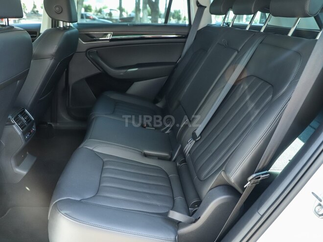 Skoda Kodiaq 2023, 73,400 km - 2.0 л - Bakı