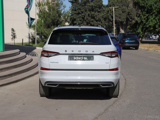 Skoda Kodiaq 2023, 73,400 km - 2.0 л - Bakı