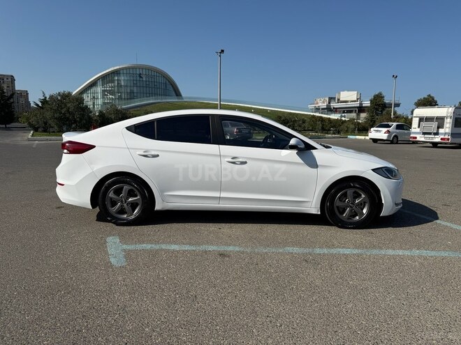 Hyundai Avante 2016, 128,517 km - 1.6 l - Bakı