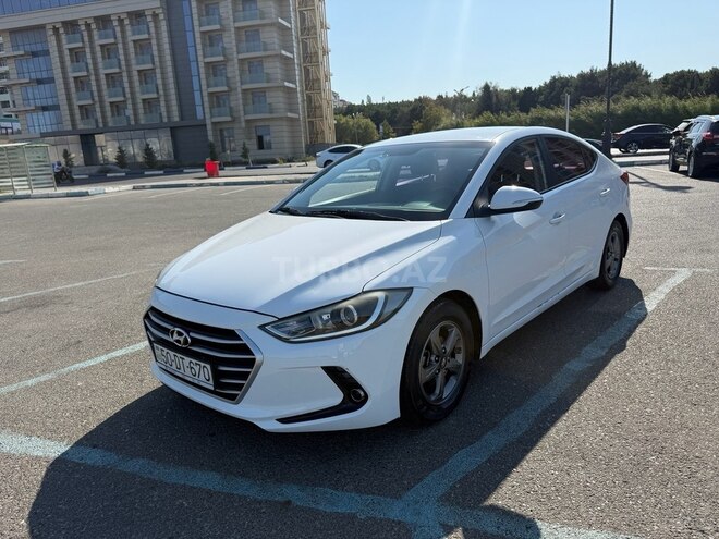 Hyundai Avante 2016, 128,517 km - 1.6 l - Bakı
