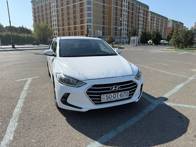 Hyundai Avante 2016, 128,517 km - 1.6 l - Bakı