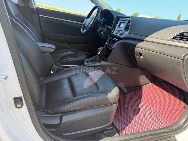 Hyundai Avante 2016, 128,517 km - 1.6 l - Bakı
