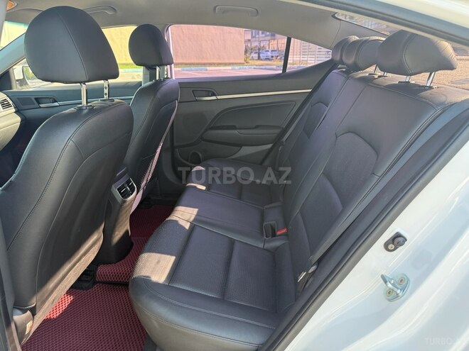 Hyundai Avante 2016, 128,517 km - 1.6 l - Bakı