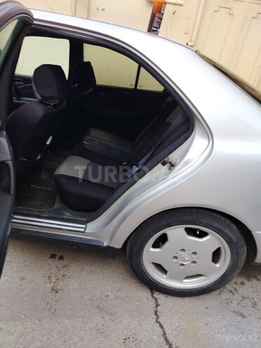 Mercedes E 200 1999, 500,450 km - 2.2 l - Bakı