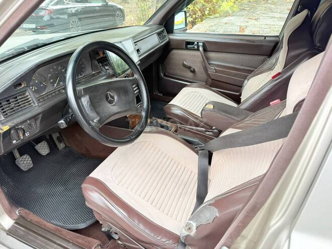 Mercedes 190 1990, 120,000 km - 2.0 l - Şamaxı