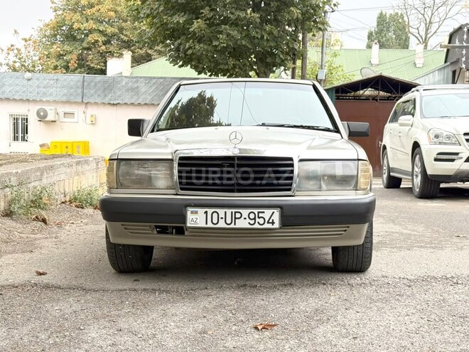 Mercedes 190 1990, 120,000 km - 2.0 l - Şamaxı