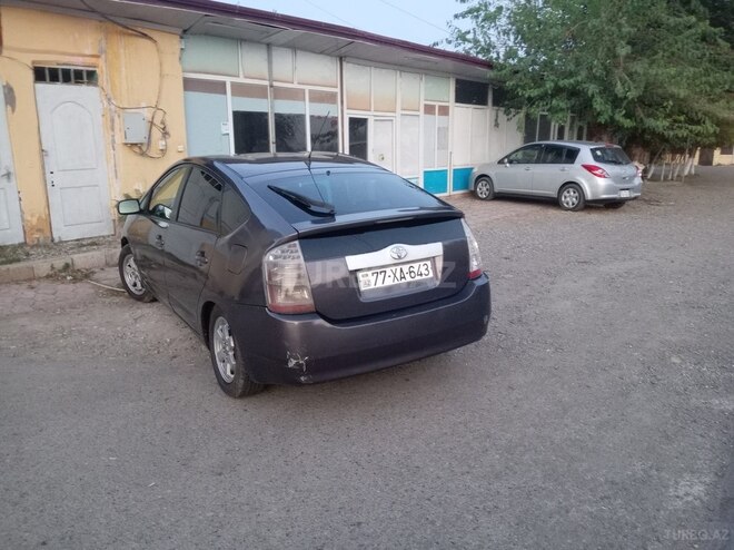 Toyota Prius 2007, 616,379 km - 1.5 l - Füzuli