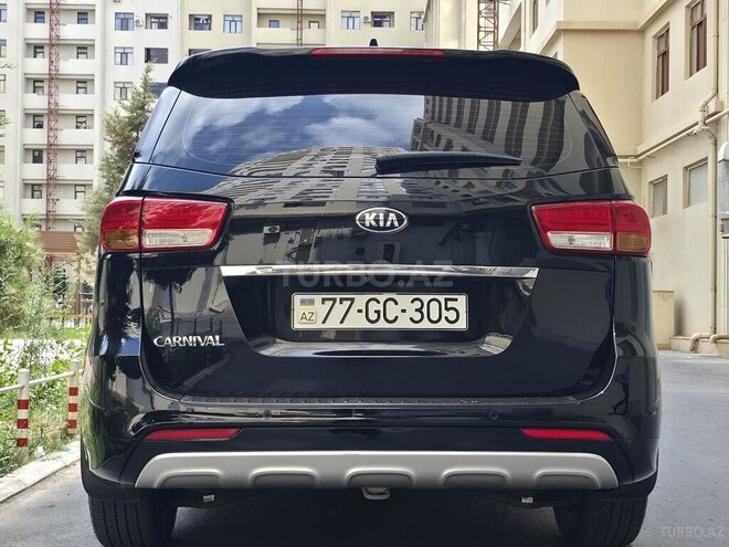 Kia Carnival 2015, 265,000 km - 2.2 l - Bakı