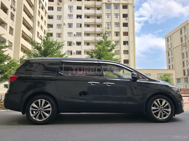 Kia Carnival 2015, 265,000 km - 2.2 l - Bakı