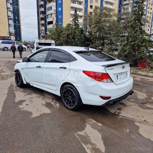 Hyundai Accent 2013, 186,245 km - 1.6 l - Bakı