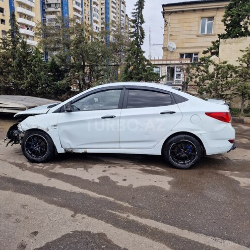 Hyundai Accent 2013, 186,245 km - 1.6 l - Bakı