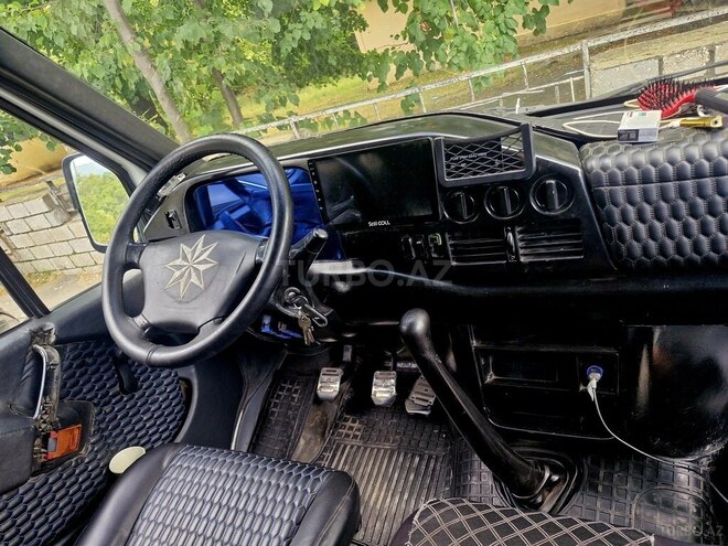 Mercedes 208 D 1999, 200,000 km - 2.9 l - Gəncə